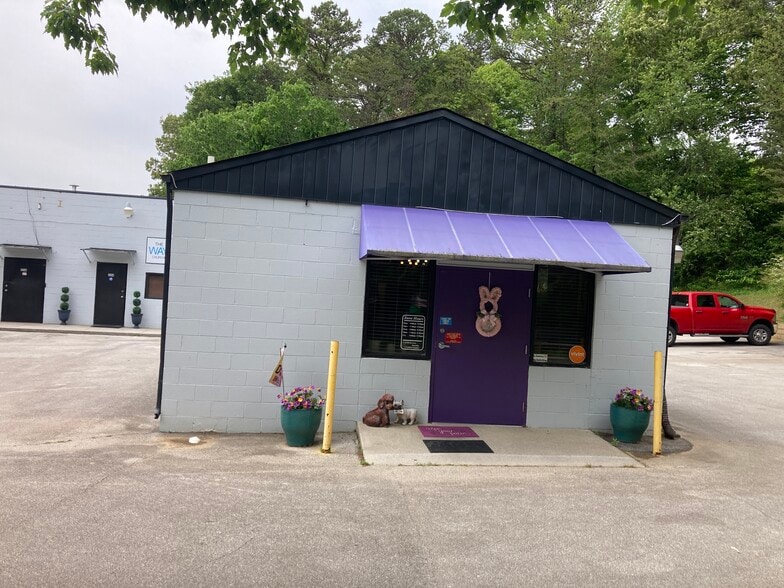 More Photos Of 5403 Western Ave, Knoxville Freestanding For Lease