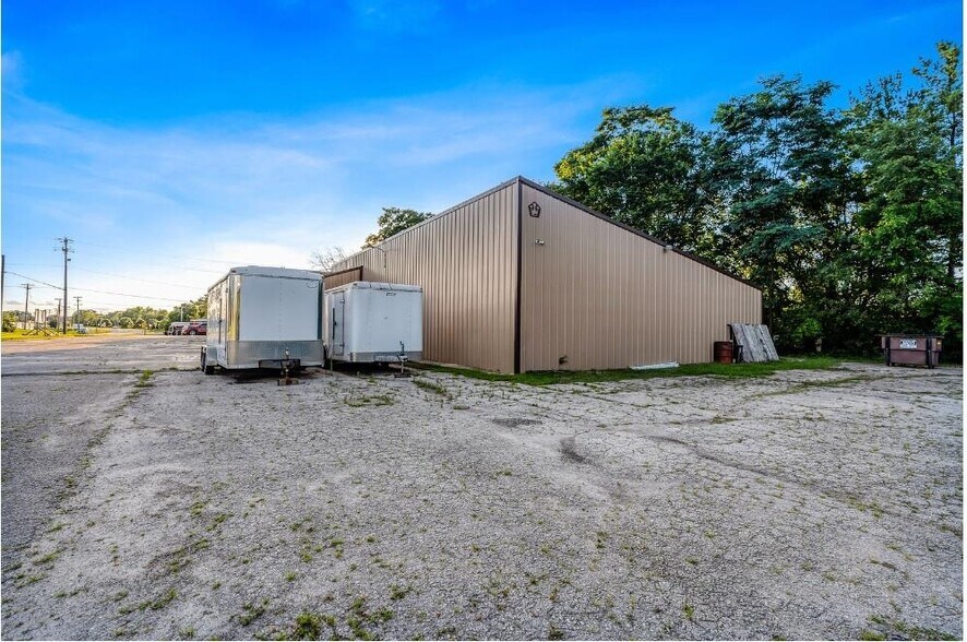 More Photos Of 604 E Wisconsin St, Sparta Industrial For Sale