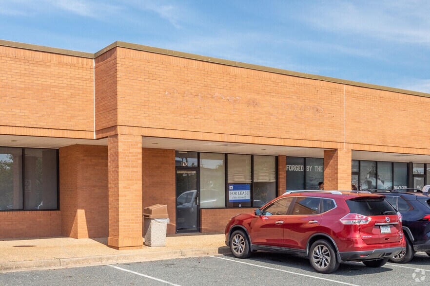 More Photos Of 4300 Plank Rd, Fredericksburg Storefront Retail Office For Lease