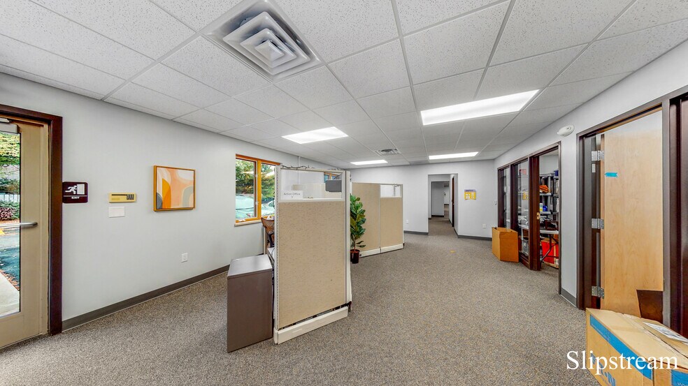 More Photos Of 1416 44th St SW, Wyoming Medical For Sale