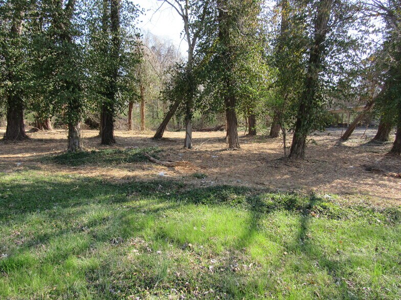 More Photos Of 6405 Godfrey Rd, Godfrey Land For Sale