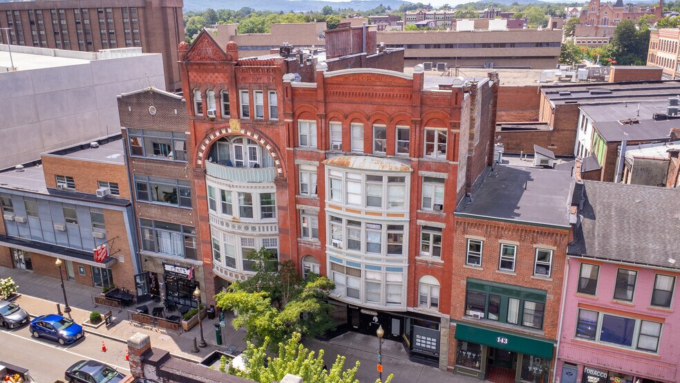 More Photos Of 137 Washington St, Binghamton Apartments For Lease