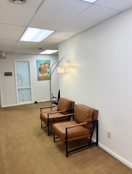 More Photos Of 6649 N High St, Worthington Medical For Lease