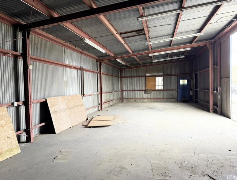 More Photos Of 26007-26011 Bouquet Canyon Rd, Santa Clarita Auto Dealership For Lease