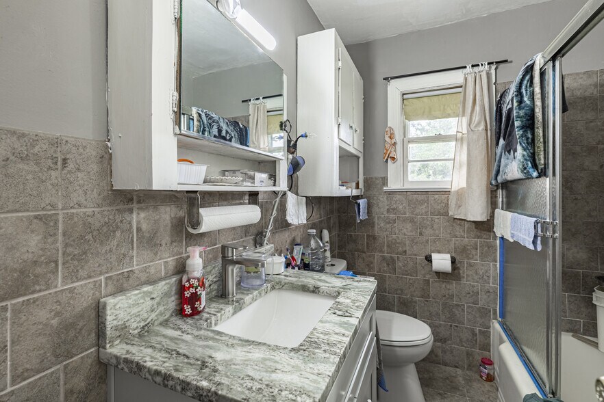 More Photos Of 4933 George Washington Mem Hwy, Yorktown Land For Sale