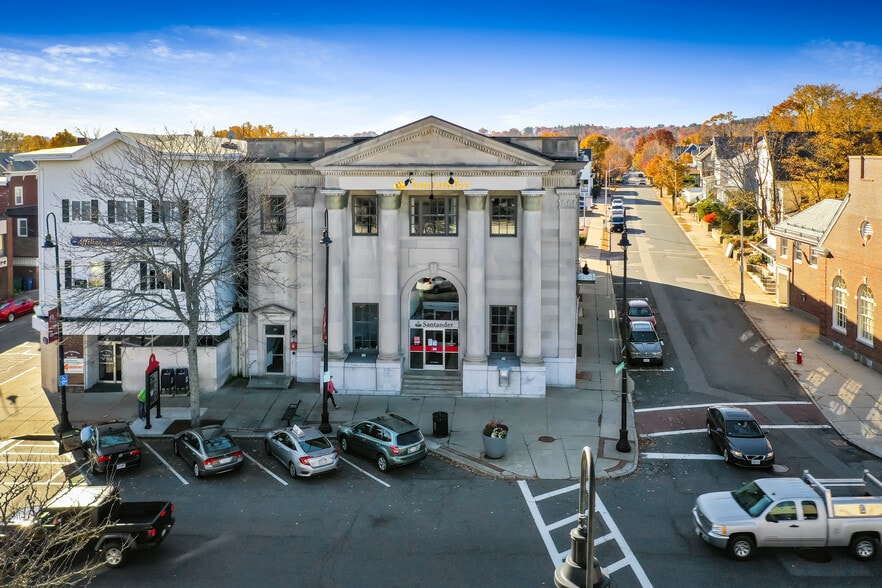 More Photos Of 369 Main St, Wakefield Bank For Sale