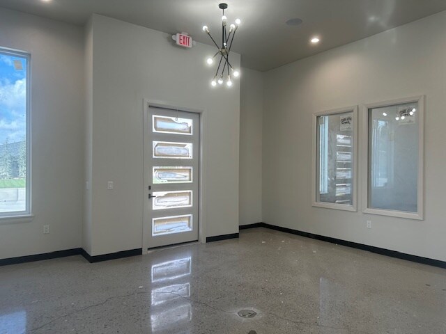 More Photos Of 1010 S Santa Fe Ave, Moore Office For Sale