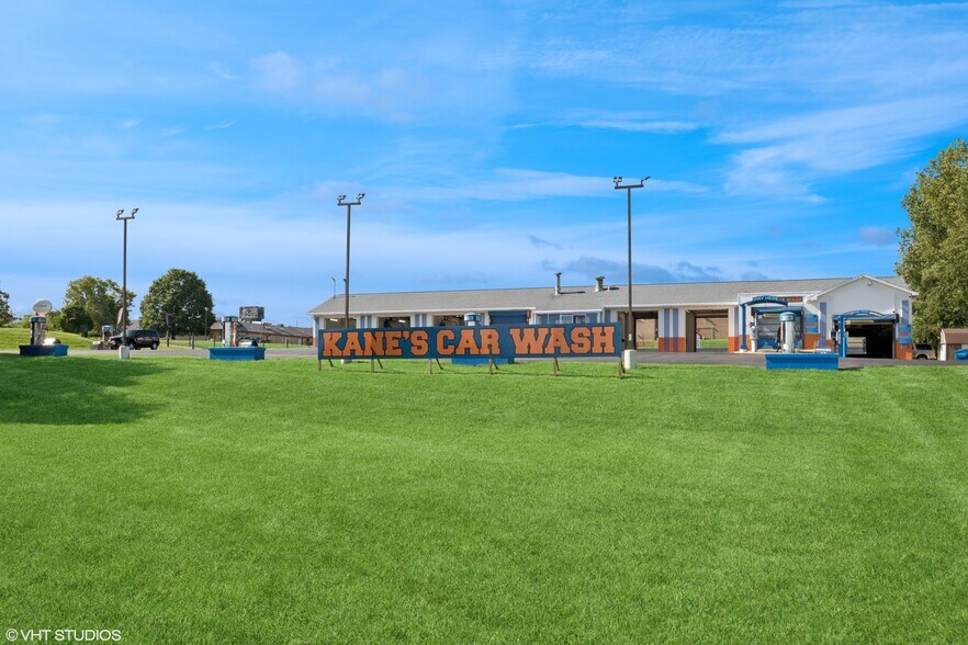 More Photos Of 731 Midwest Ct, Freeport Carwash For Sale