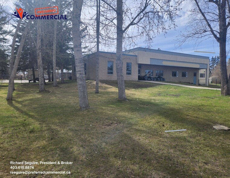 Primary Photo Of 710 2 St, Strathmore Daycare Center For Sale