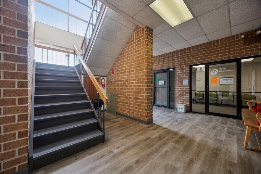 More Photos Of 1569 Medical Dr, Pottstown Office For Sale