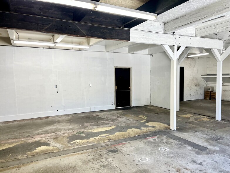 More Photos Of 735 Gilman St, Berkeley Showroom For Sale
