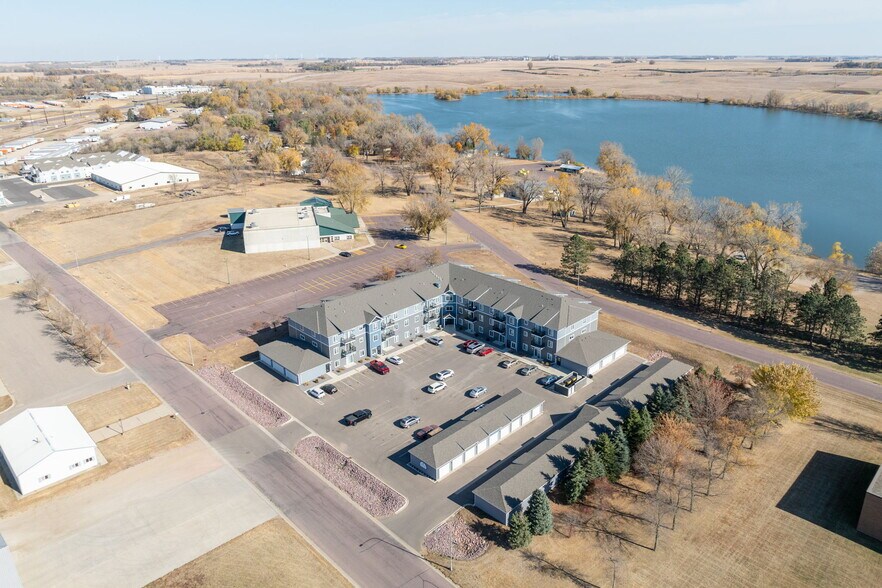 More Photos Of 1685 N Redding Ave, Windom Apartments For Sale