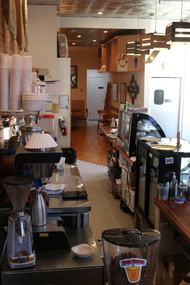 More Photos Of 3101 E Baltimore St, Baltimore General Retail For Sale