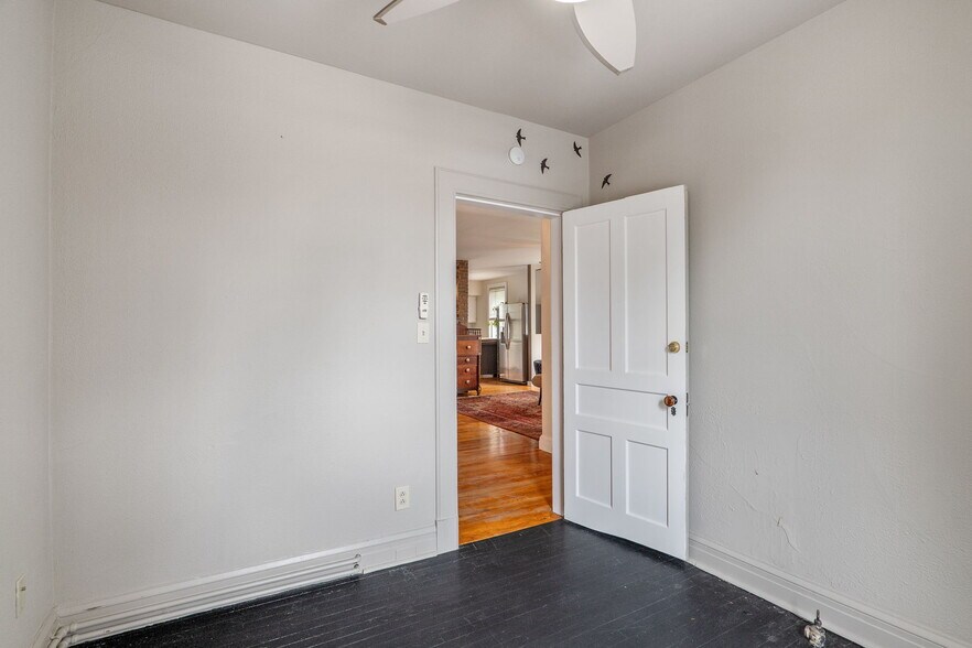 More Photos Of 462-470 2nd Ave, Troy Storefront Retail Residential For Sale