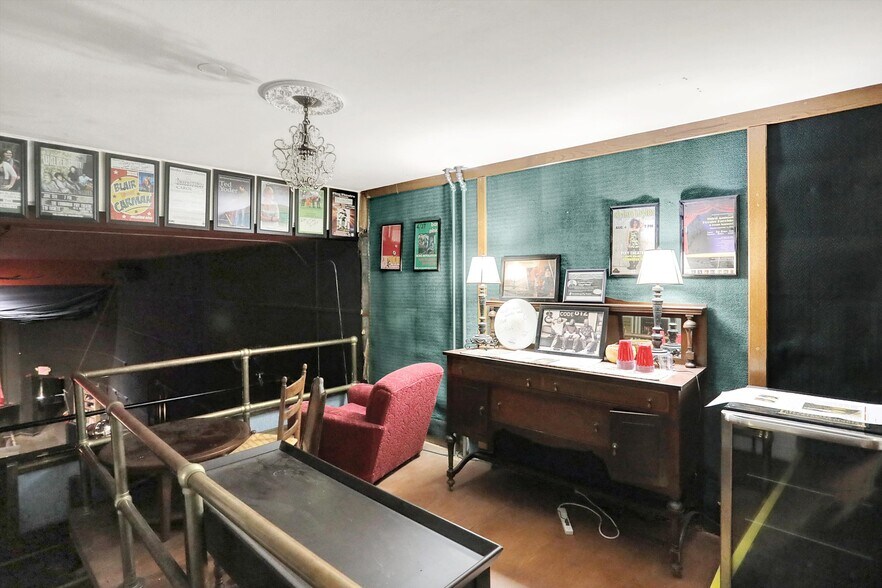 More Photos Of 111 S Walnut St, Edinburgh Theater Concert Hall For Sale