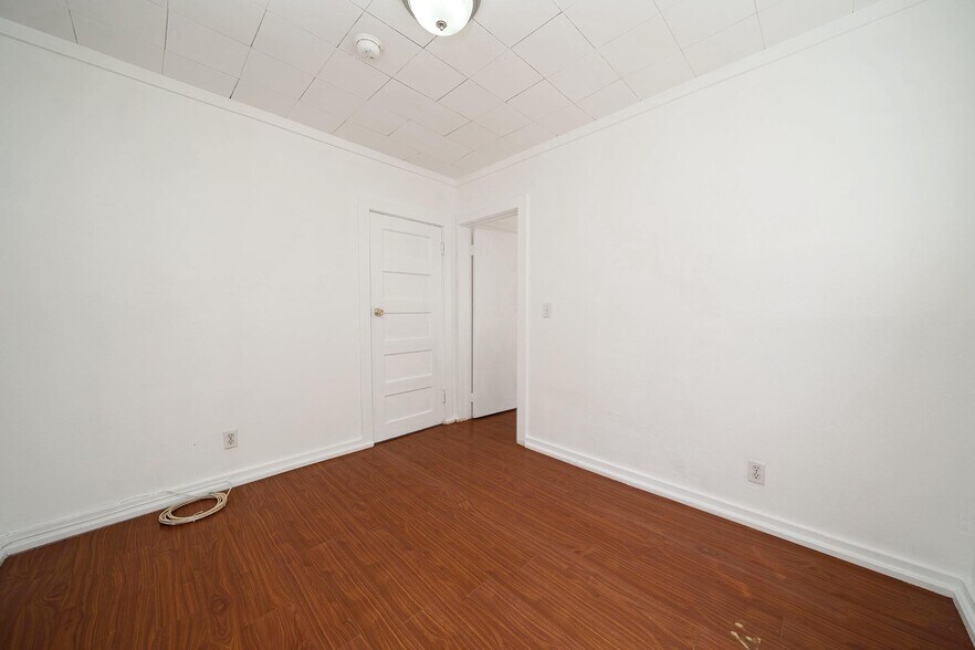 More Photos Of 3714 Pico Blvd, Los Angeles Apartments For Sale