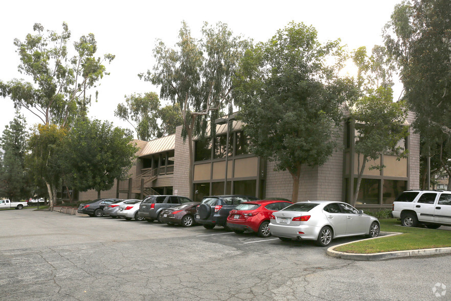 Primary Photo Of 5053 La Mart Dr, Riverside Office For Lease