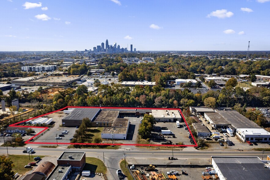 Primary Photo Of 231 Atando Ave, Charlotte Warehouse For Lease