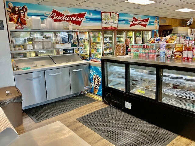 More Photos Of 245 N Banana River Dr, Merritt Island Convenience Store For Sale