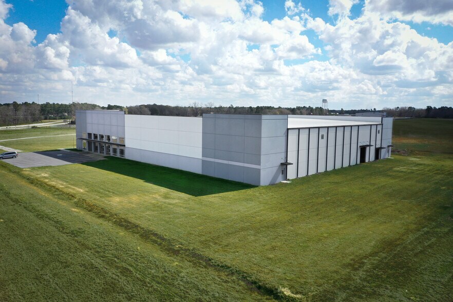 More Photos Of 701 Industrial Park Rd, Sylvania Warehouse For Sale