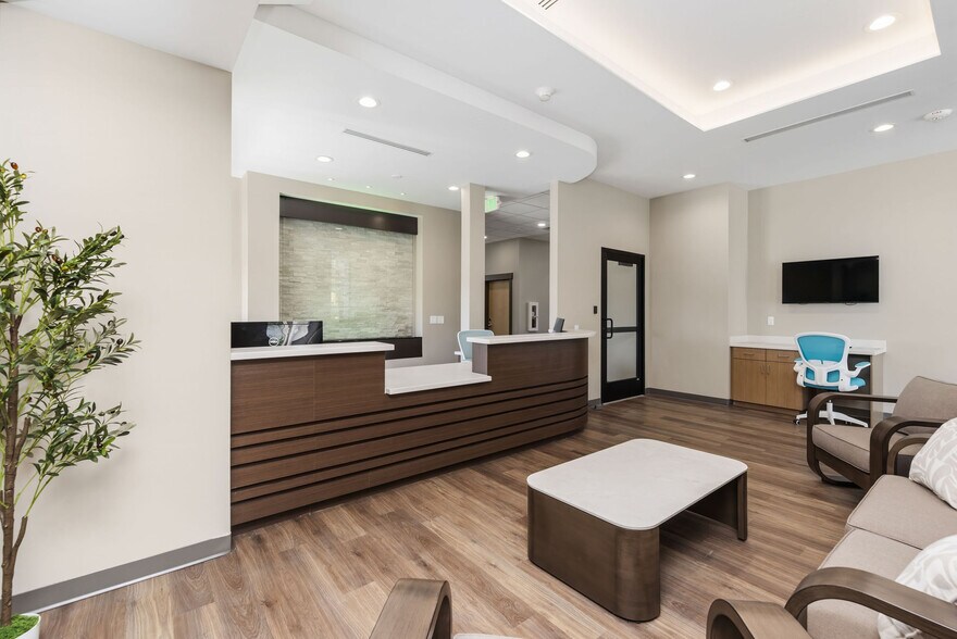 More Photos Of 2277 Fort Union Blvd, Salt Lake City Office For Sale