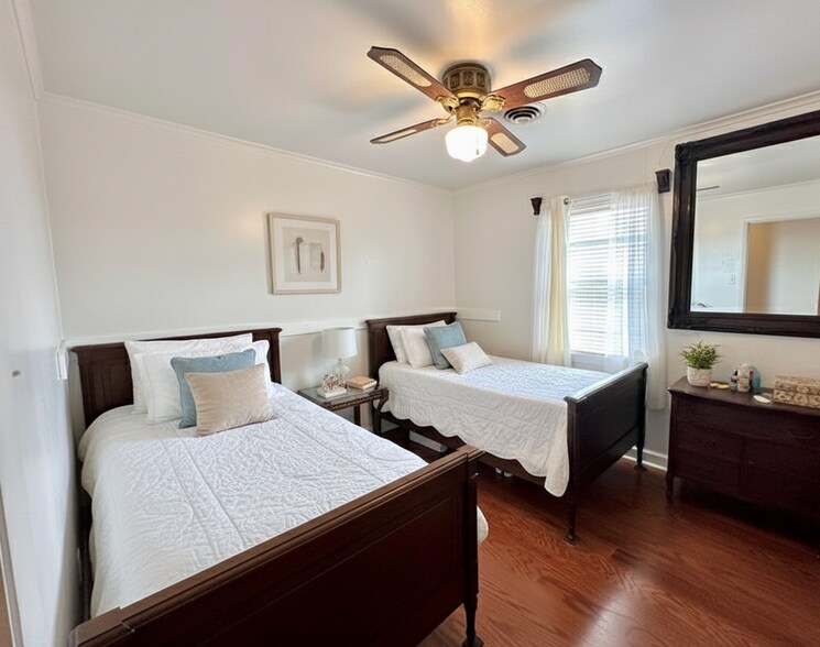 More Photos Of 2840 McCullough Blvd, Belden Office Residential For Sale