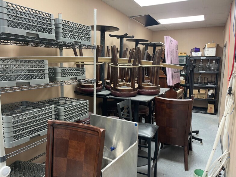 More Photos Of 901 Elm St, Tioga Freestanding For Sale