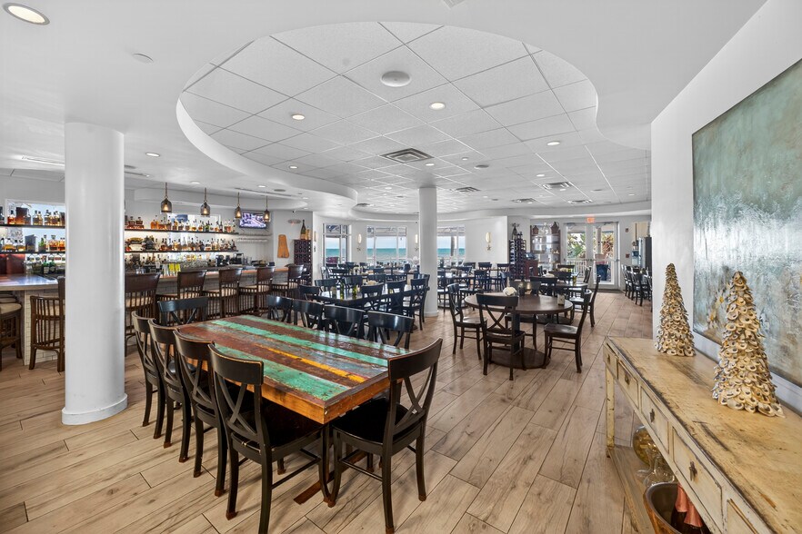 More Photos Of 1050 Easter Lily Ln, Vero Beach Apartments For Sale