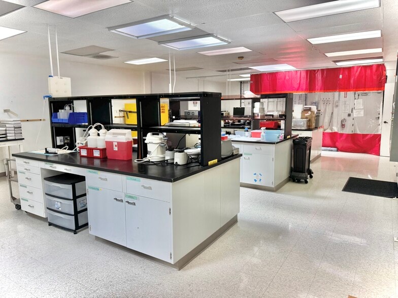 More Photos Of 797 San Antonio Rd, Palo Alto Office For Lease