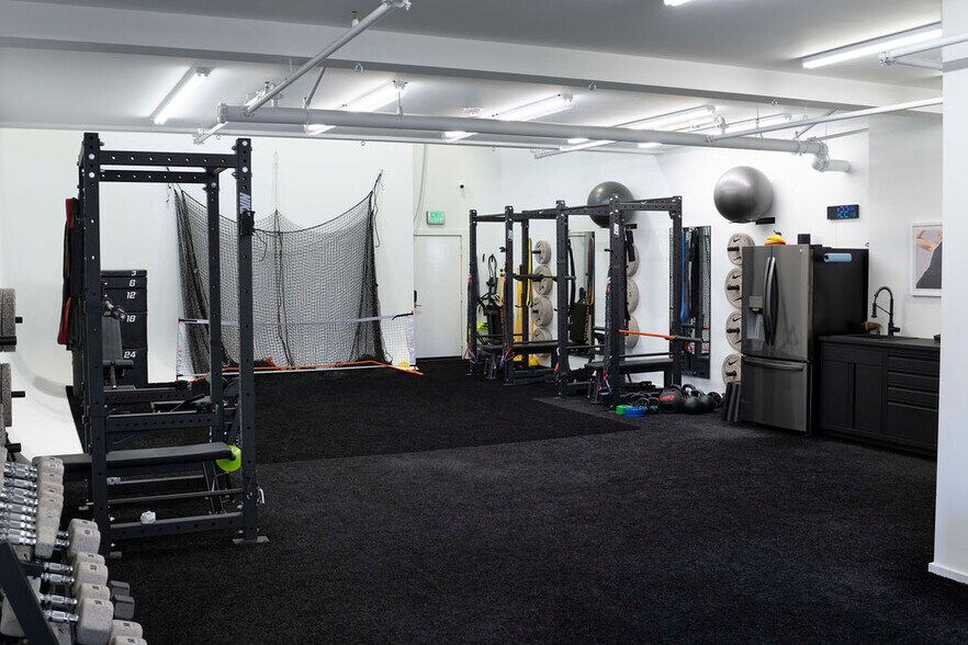 More Photos Of 130 Gulf Stream Ln, Hailey Flex For Sale