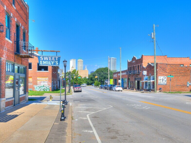 More Photos Of 605 S Peoria Ave, Tulsa Storefront Retail Office For Lease