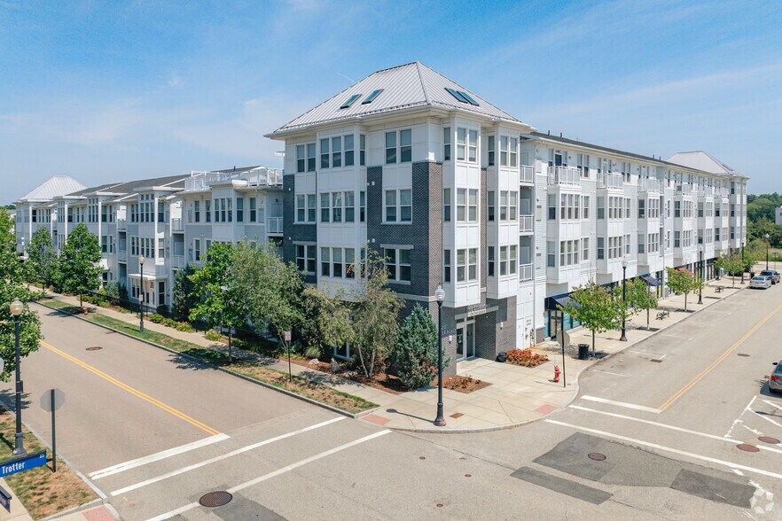 More Photos Of 200-220 Trotter Rd, Weymouth Apartments For Lease