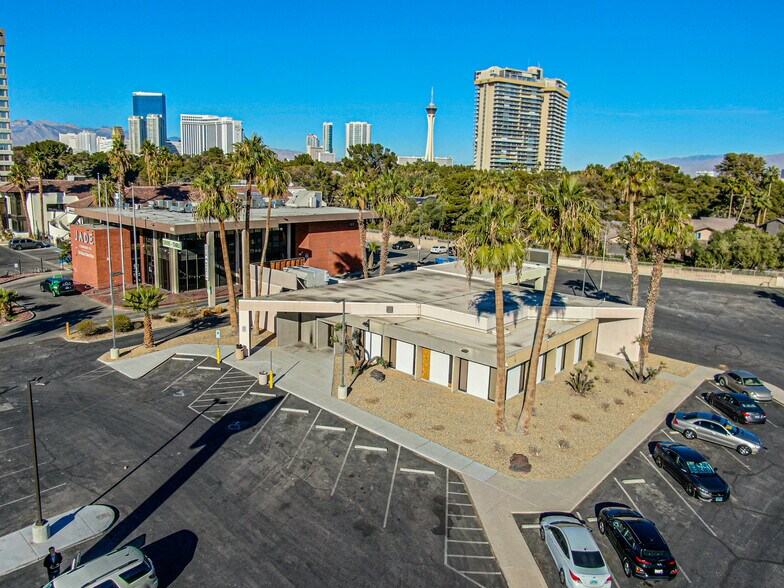 More Photos Of 1140 E Desert Inn Rd, Las Vegas Bank For Sale