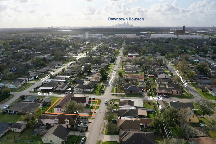 More Photos Of 10402 Pillot St, Jacinto City Religious Facility For Sale