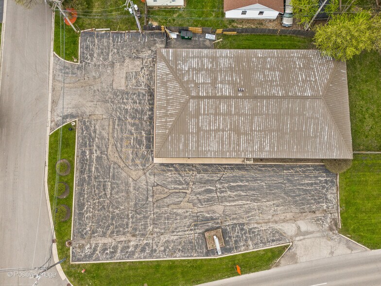 More Photos Of 1550 Green Bay Rd, North Chicago Freestanding For Sale