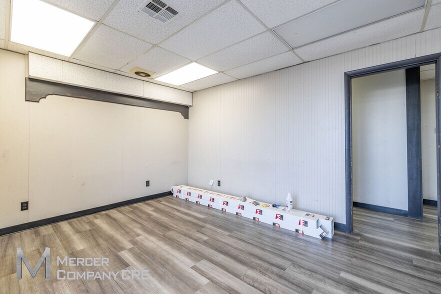 More Photos Of 6501 S I 35 Service Rd, Oklahoma City Warehouse For Lease