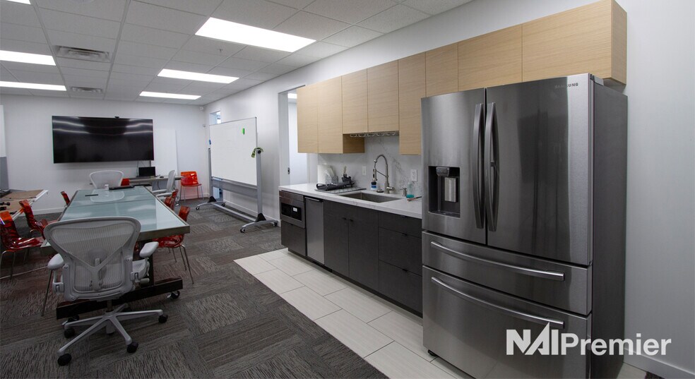 More Photos Of 11910 S State St, Draper Office For Sale