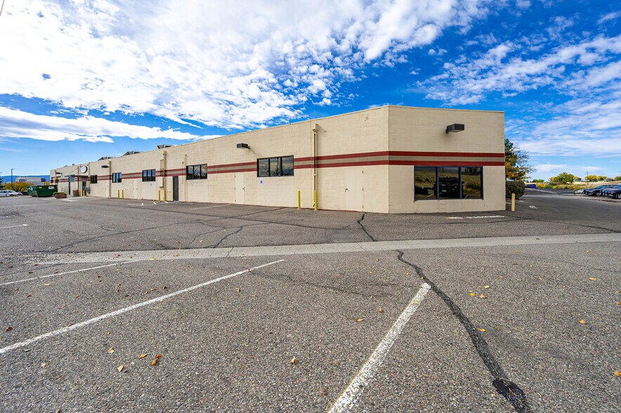 More Photos Of 2768 Compass Dr, Grand Junction Office For Lease