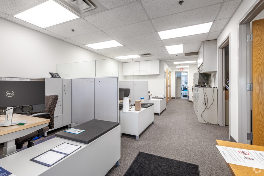More Photos Of 4270-4282 Hudson Dr, Stow Light Manufacturing For Lease