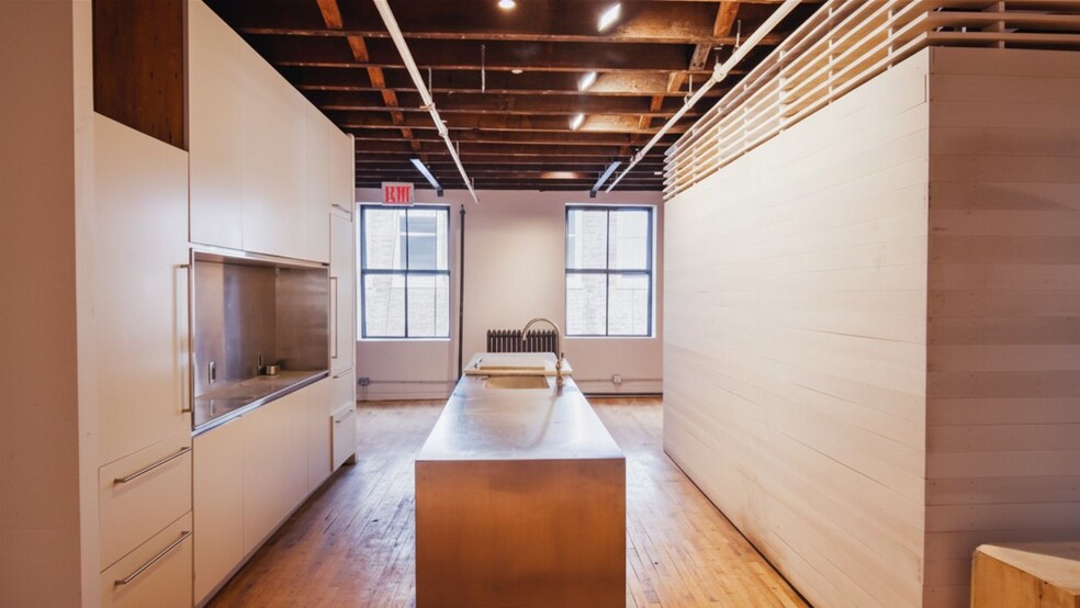 More Photos Of 127 W 24th St, New York Loft Creative Space For Sale