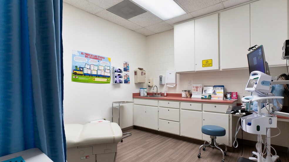 More Photos Of 3055 W Ramsey St, Banning Medical For Lease