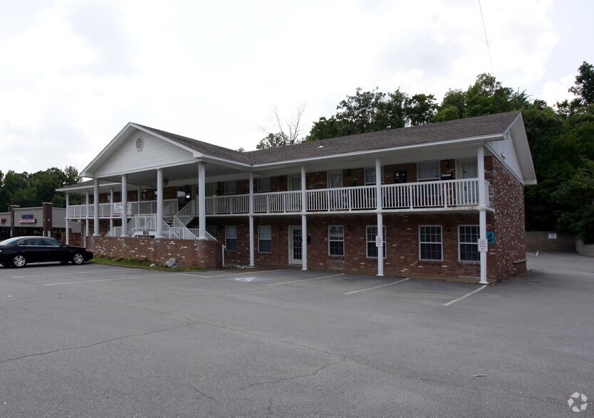 Primary Photo Of 5111 John F Kennedy Blvd, North Little Rock Office For Sale