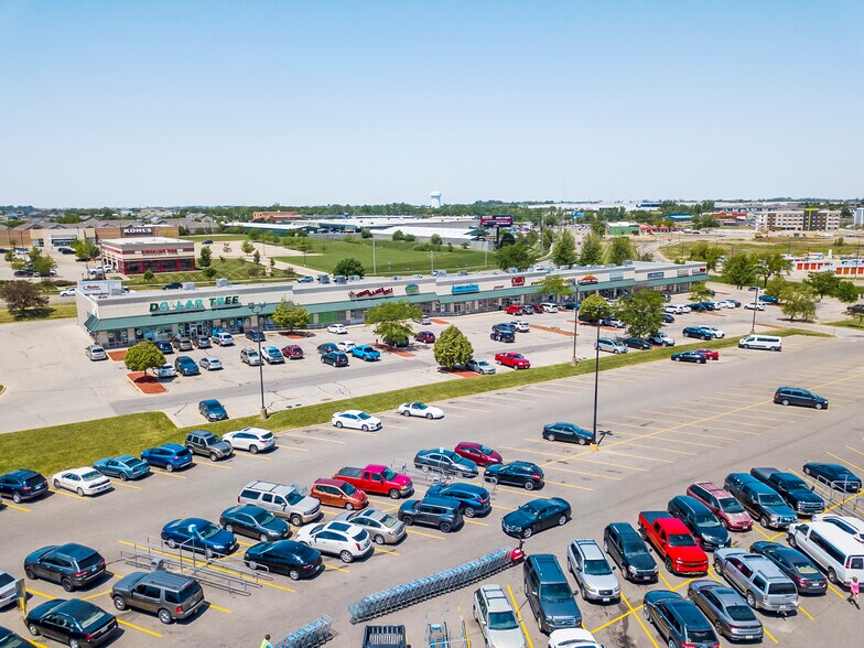More Photos Of 3005 SW Wiley Blvd, Cedar Rapids General Retail For Sale