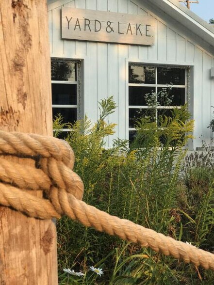 More Photos Of 215 N Mill St, Northport Restaurant For Sale