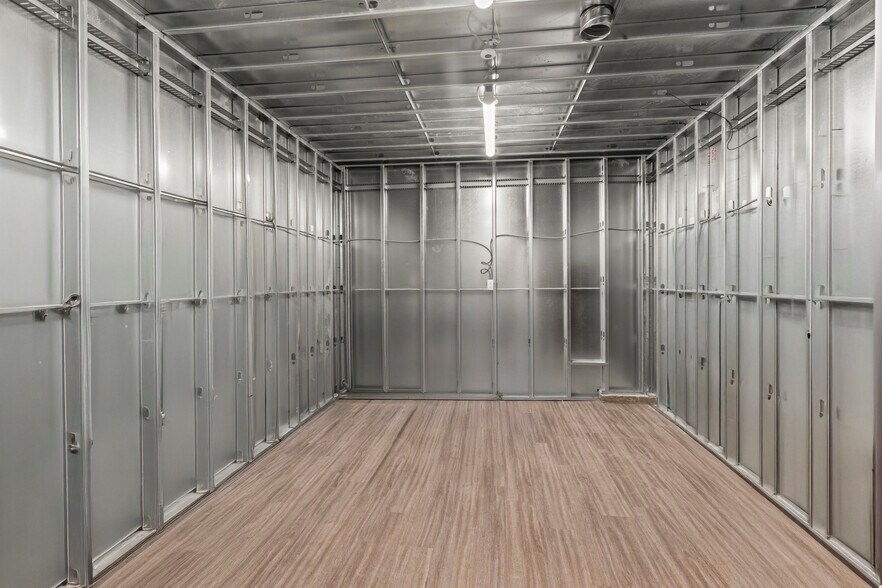 More Photos Of 318-1 Nolanridge Cres NW, Calgary Storefront Retail Office For Sale
