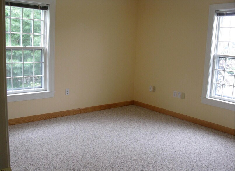 More Photos Of 80 Washington St, Norwell Medical For Lease