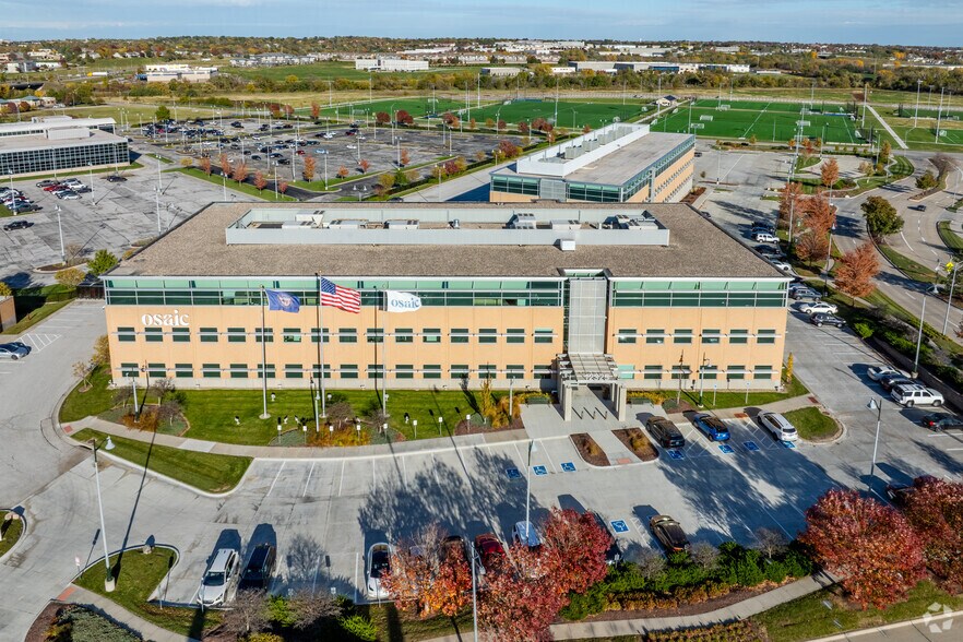 More Photos Of 12325 Port Grace Blvd, La Vista Office For Lease