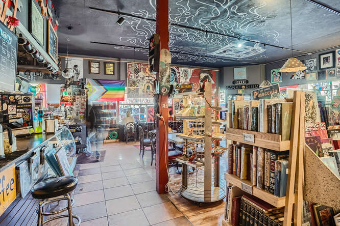 More Photos Of 2-14 S Broadway, Denver Storefront For Sale