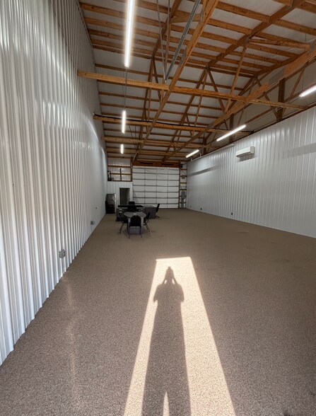 More Photos Of 1325 Old Cherokee Rd, Lexington Office For Lease