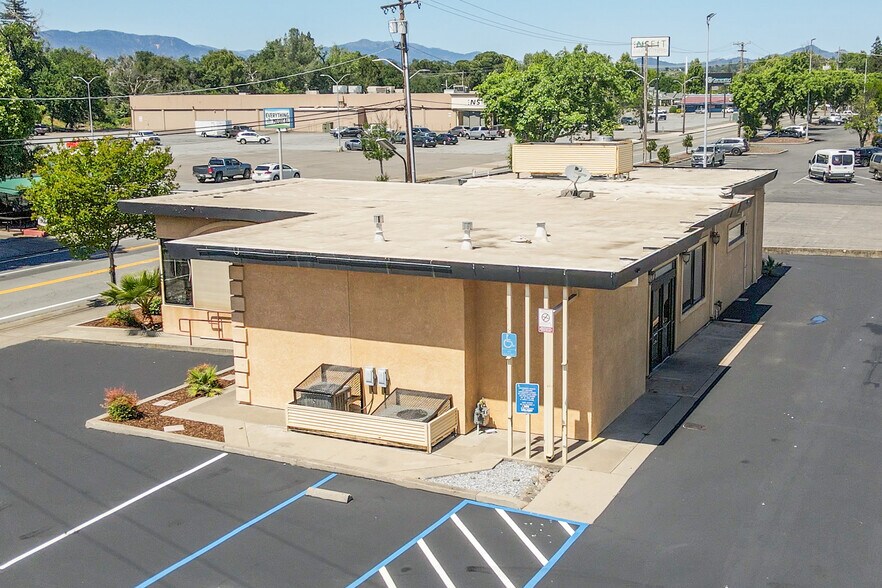 More Photos Of 2395 Athens Ave, Redding Restaurant For Sale